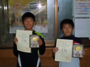 第３５回あづま総合運動公園庭球場オープンテニス大会小学生男子の部優勝