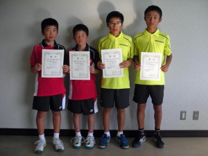 第２８回福島県秋季小学生テニス選手権大会男子ダブルス入賞者３位、４位